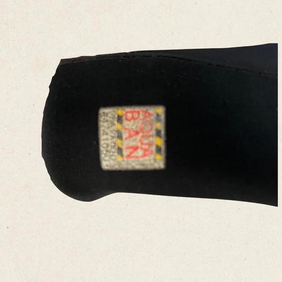 π Get Your Pre-loved Rip Curl Torquay Full Body Wetsuit! π - Picture 5 of 6